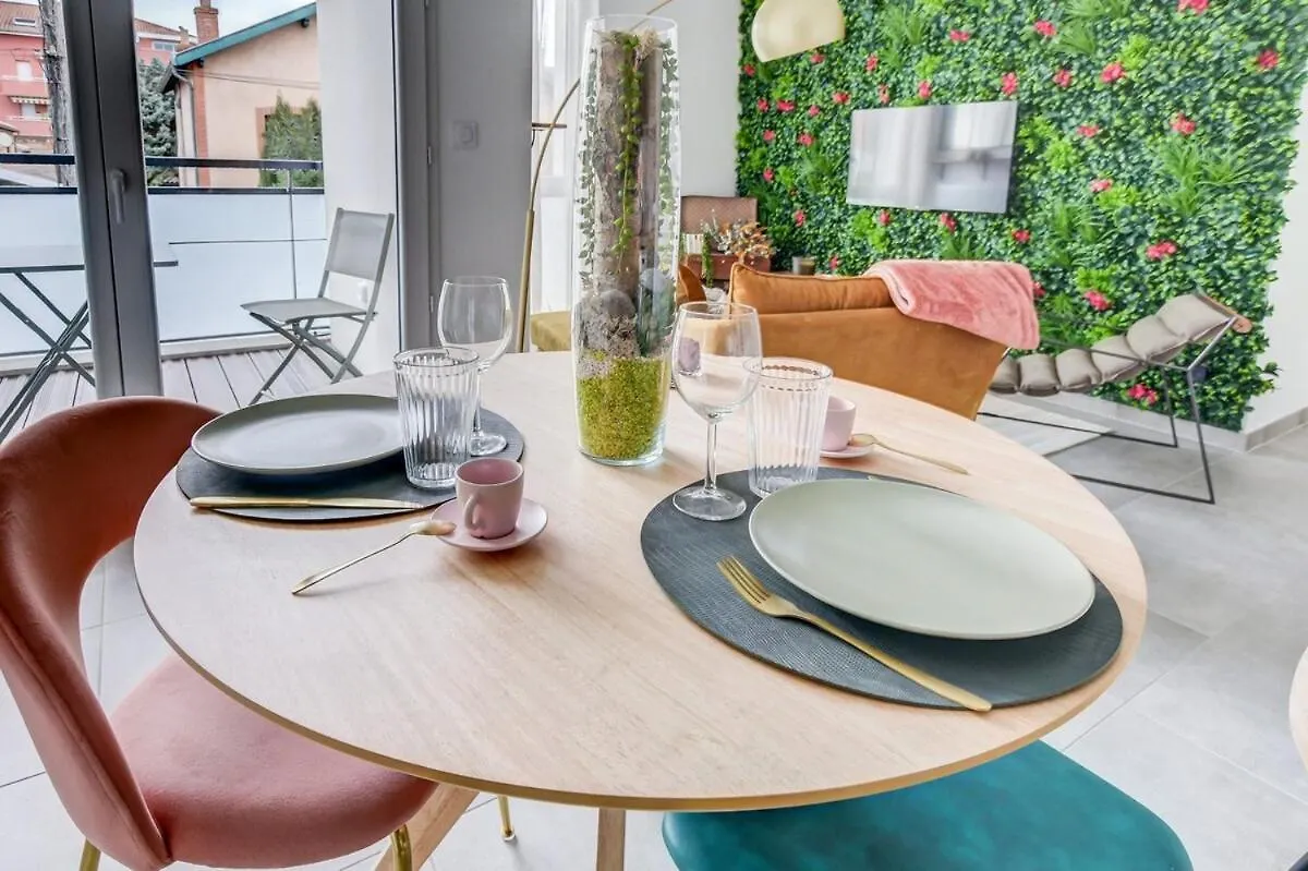 Oiqia Bonnefoy ~ Appartement 1 Chambre Avec Balcon Тулуза Франция